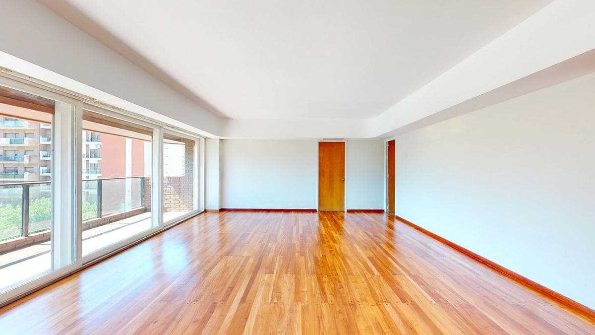 Plaza Paso 96 | High-End Apartment for Rent: 3 Bedrooms with Garage