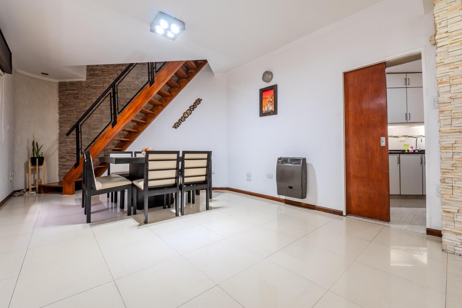 FOR SALE/EXCHANGE - House - 2 Bedrooms - Patio and Grill - Belgrano, Rosario