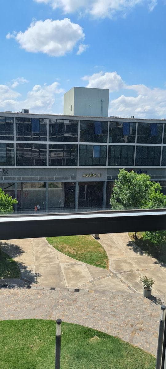 Office 36.54 without a parking space - Rented - Agora II - 217 - with a view of the central park