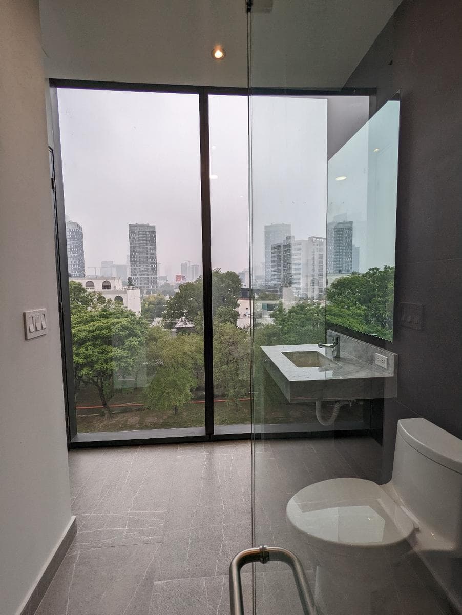 HOUSE FOR SALE IN MIRAVALLE