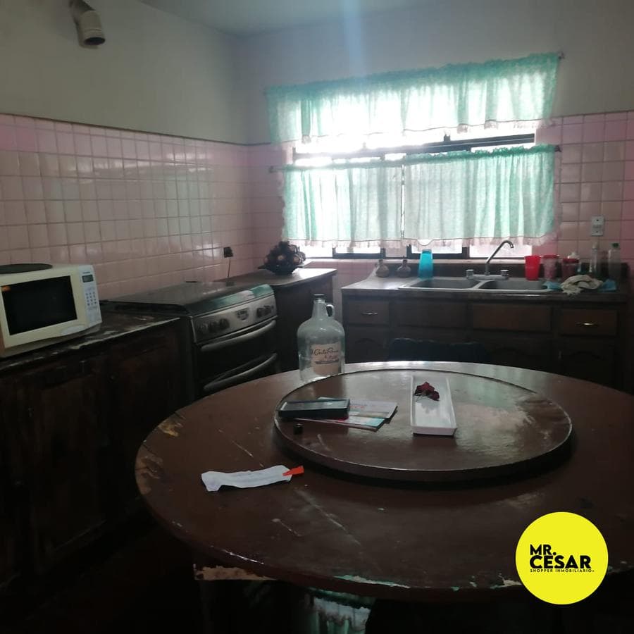 Property for sale in the Olivares neighborhood, one block from Luis Encinas Boulevard