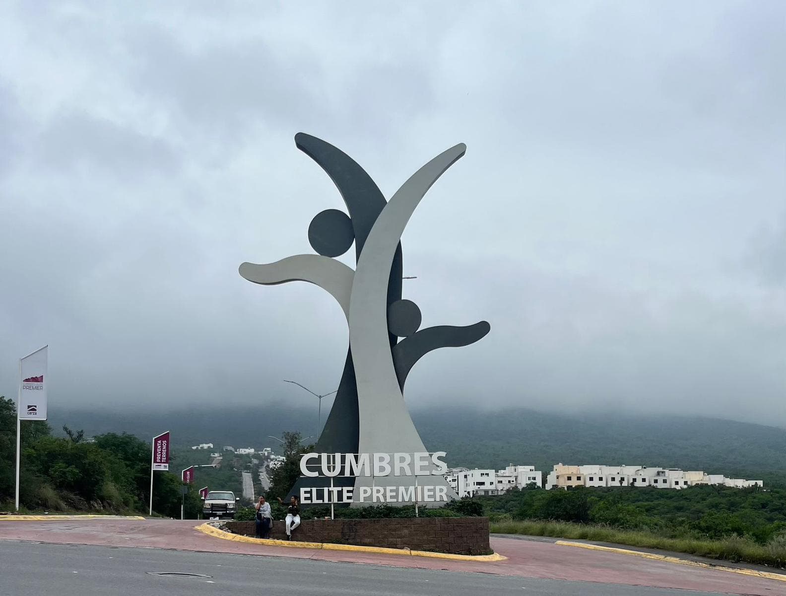LAND FOR SALE IN CUMBRES ELITE PREMIER