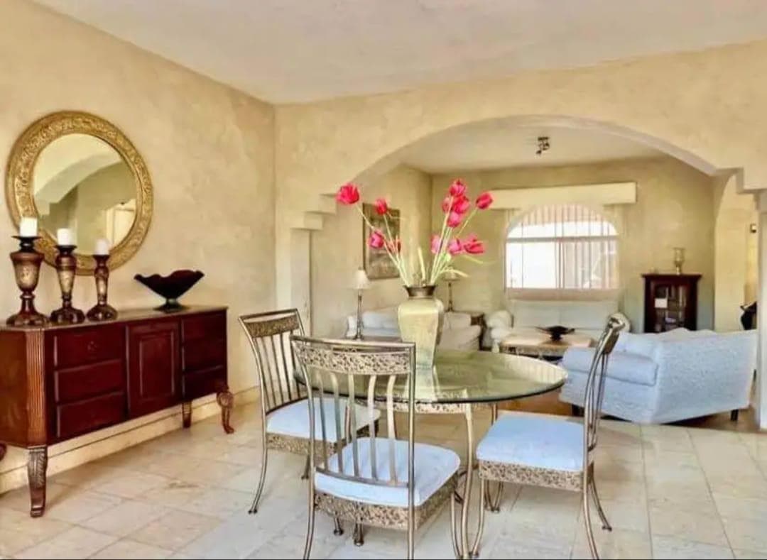 House for sale in Terrazas del Mirador.
