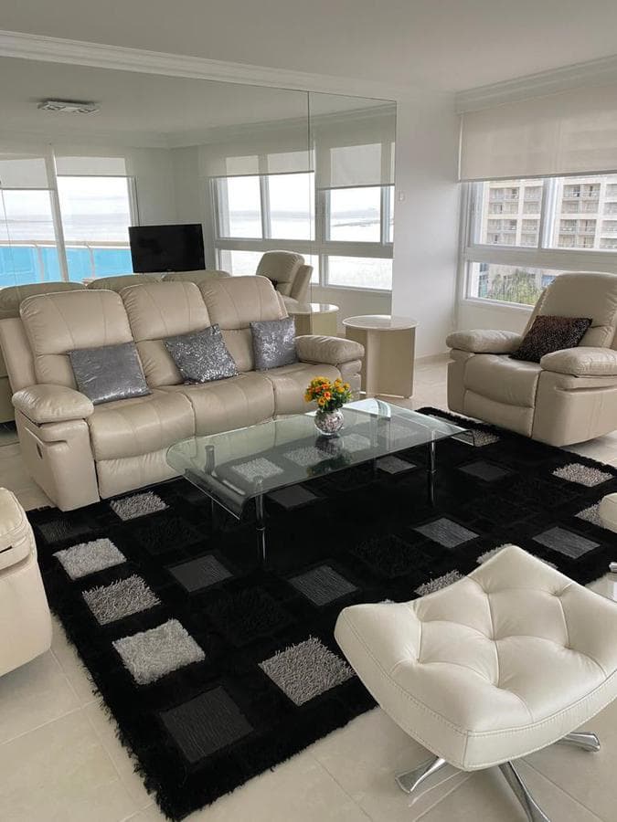 Apartment in a luxury high-rise building, 3 bedrooms, ocean view - Playa Mansa