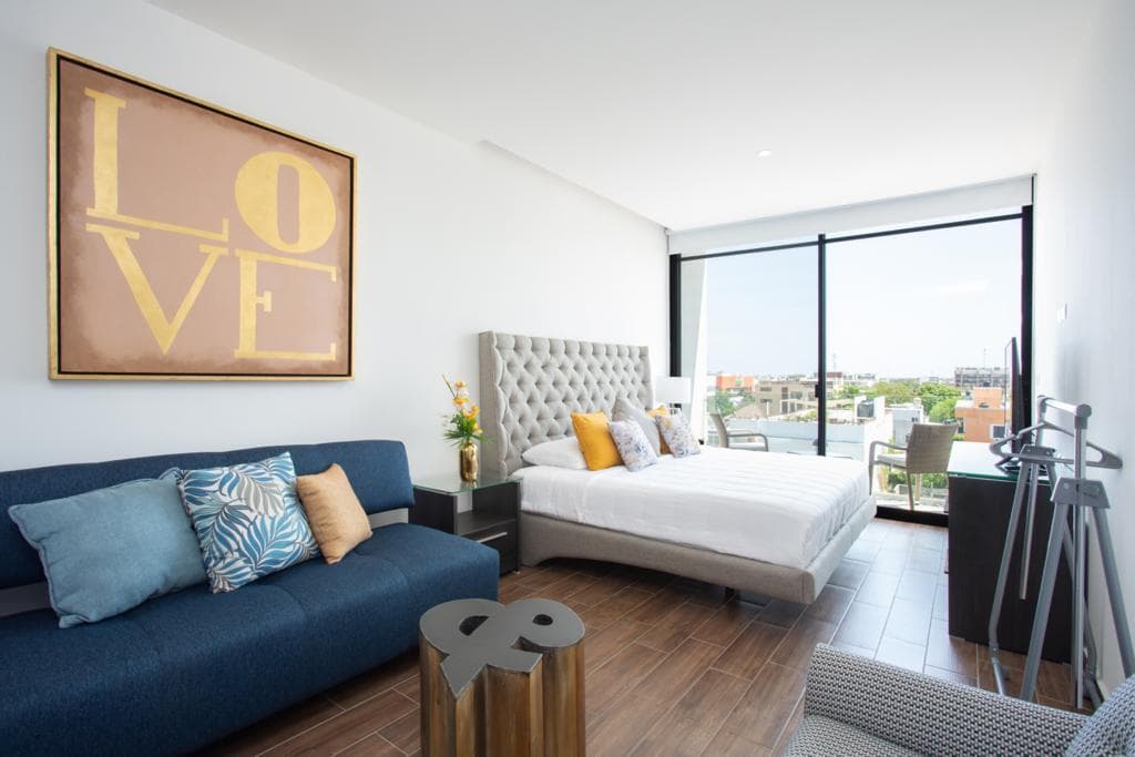 1-Bedroom Studio Apartment for Sale, 50 m from 5th Avenue, Playa del Carmen.