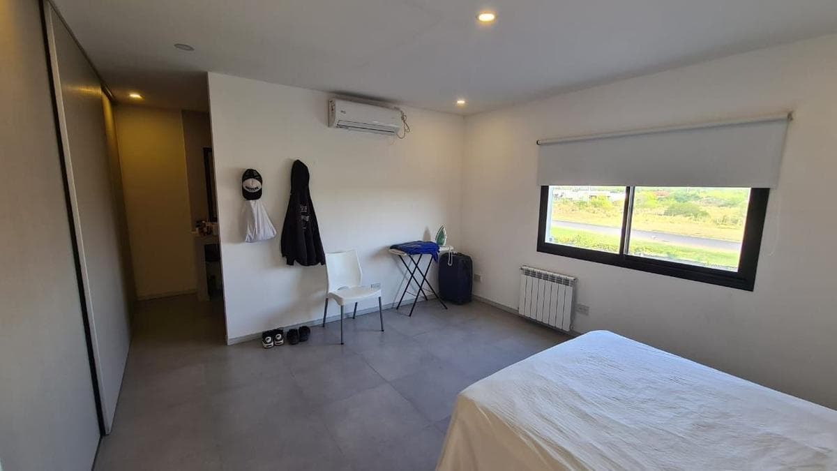 4-Bedroom House for Sale with Pool in San Eduardo - Pilar