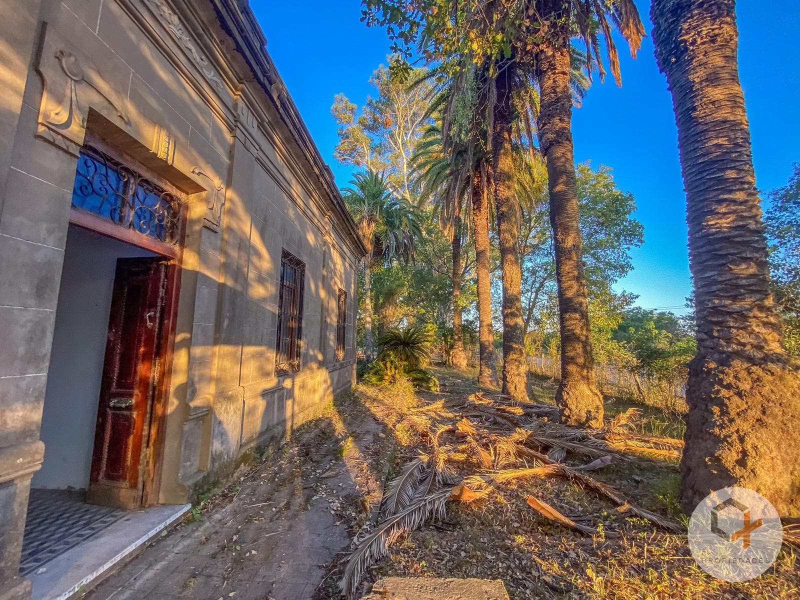 Land Opportunity on Libertador at the Corner of Corrientes. 16 hectares and a country house