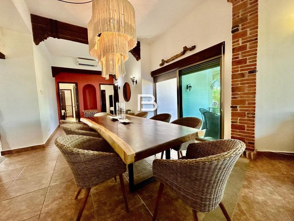 Isla Dorada: Fully Furnished Apartment for Rent