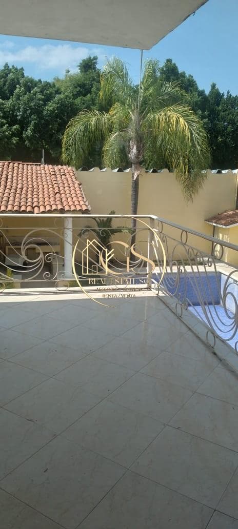 HOUSE FOR SALE IN PRADERAS DE LA HACIENDA CELAYA