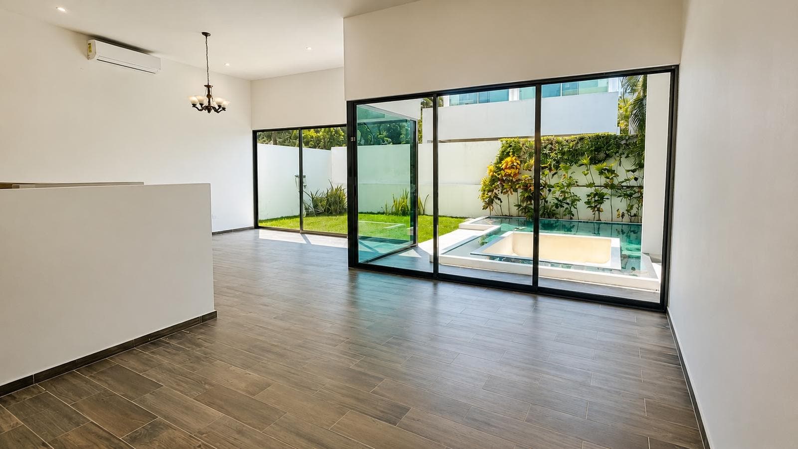 House in the Cumbres Residential Community