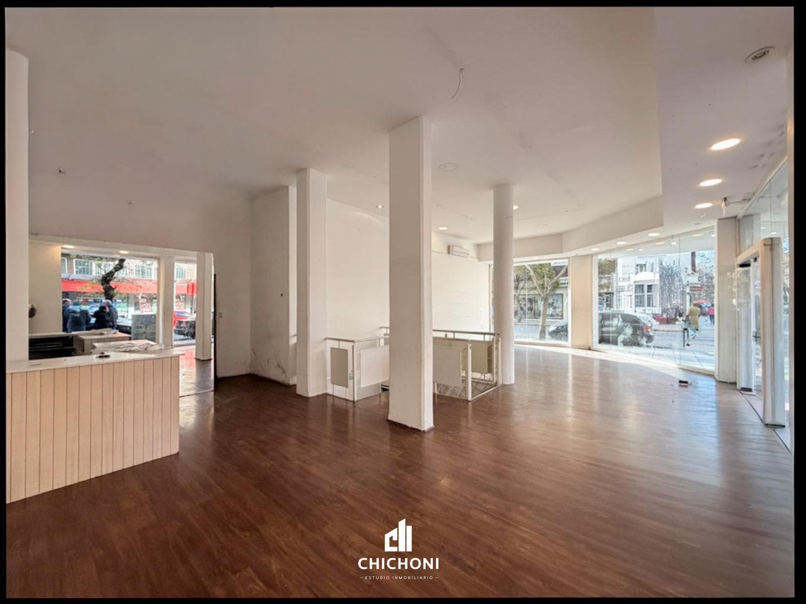 COMMERCIAL SPACE FOR RENT – DOWNTOWN AREA