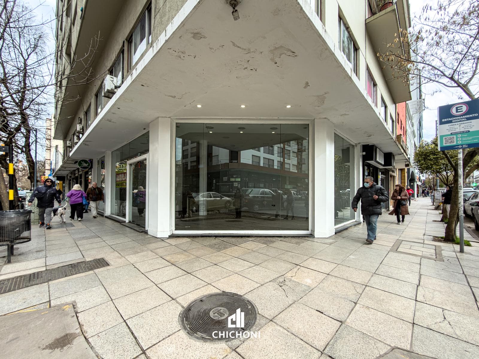 COMMERCIAL SPACE FOR RENT – DOWNTOWN AREA