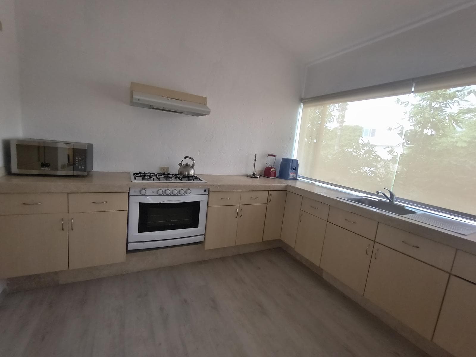 Furnished Apartment for Rent, 2 Bedrooms + Studio, Utilities Included