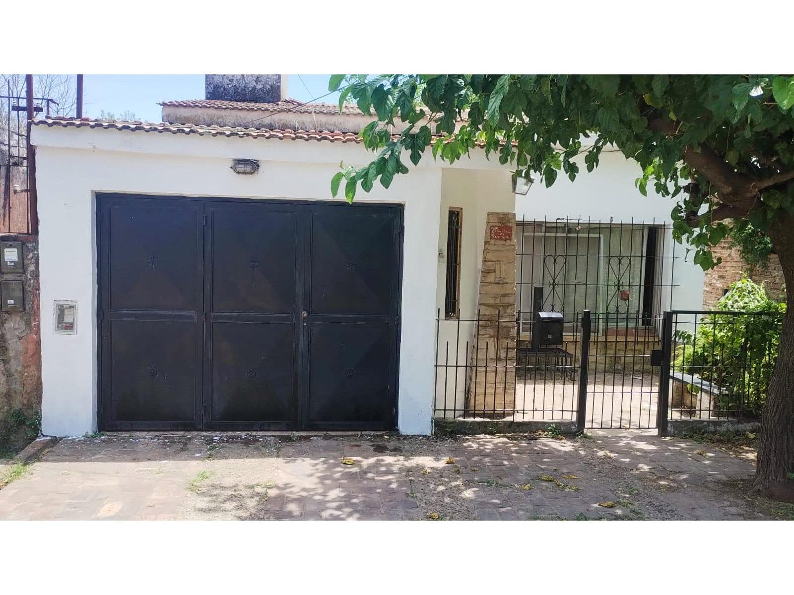 House for Sale: 3 Bedrooms—IDEAL FOR INVESTORS—in the Ingeniero Maschwitz Centro neighborhood