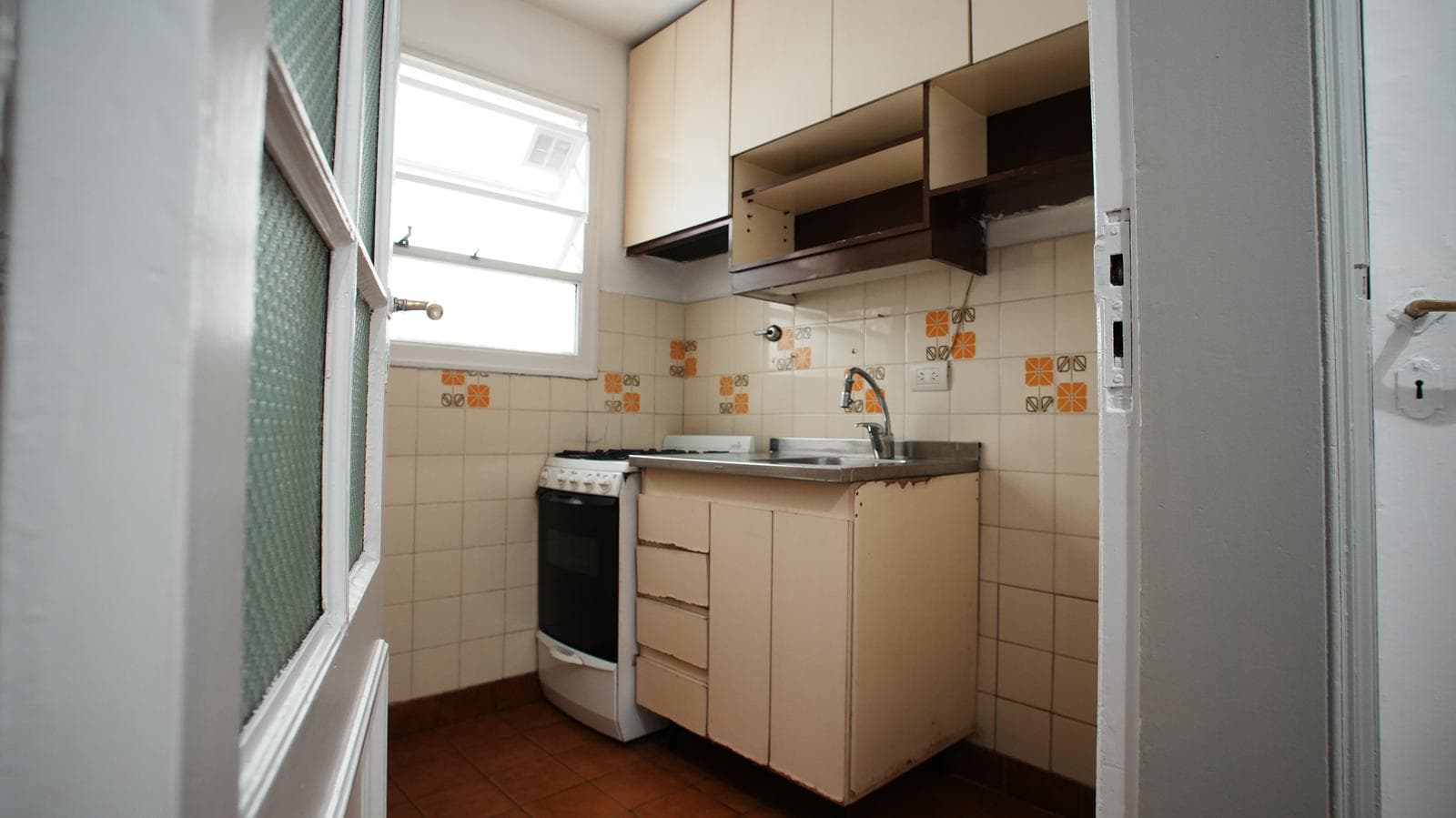 4-ROOM DUPLEX APARTMENT FOR RENT IN RECOLETA – SUITABLE FOR PROFESSIONALS