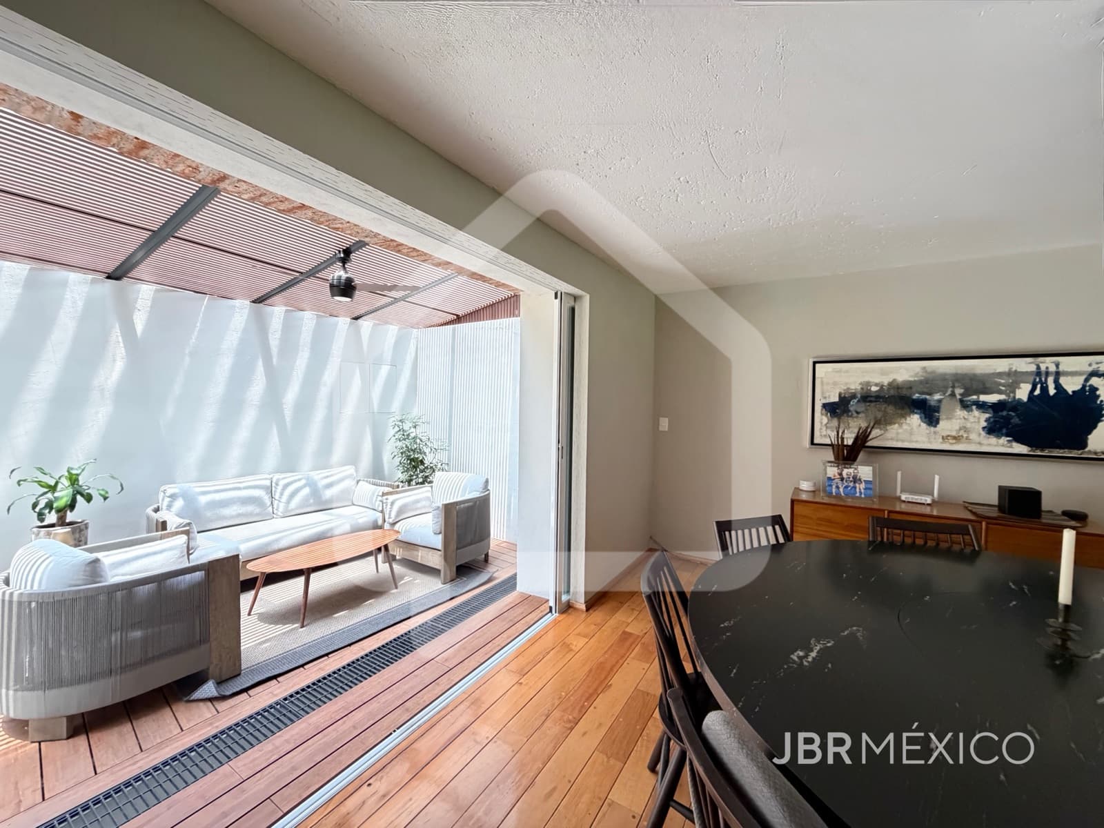 House in a Condominium Complex - Lomas de Tecamachalco
