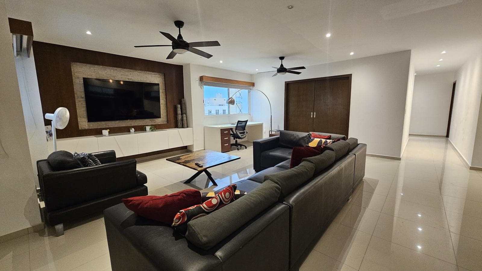 Spectacular Furnished Penthouse with Private Terrace and Jacuzzi | Torre Tzalam, SM4 in Cancun