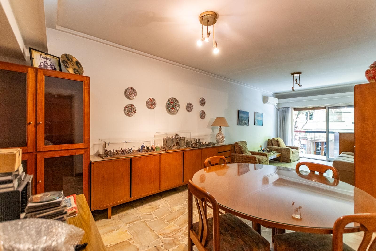 ALMAGRO Venta 4 ambientes, cochera fija muy amplia