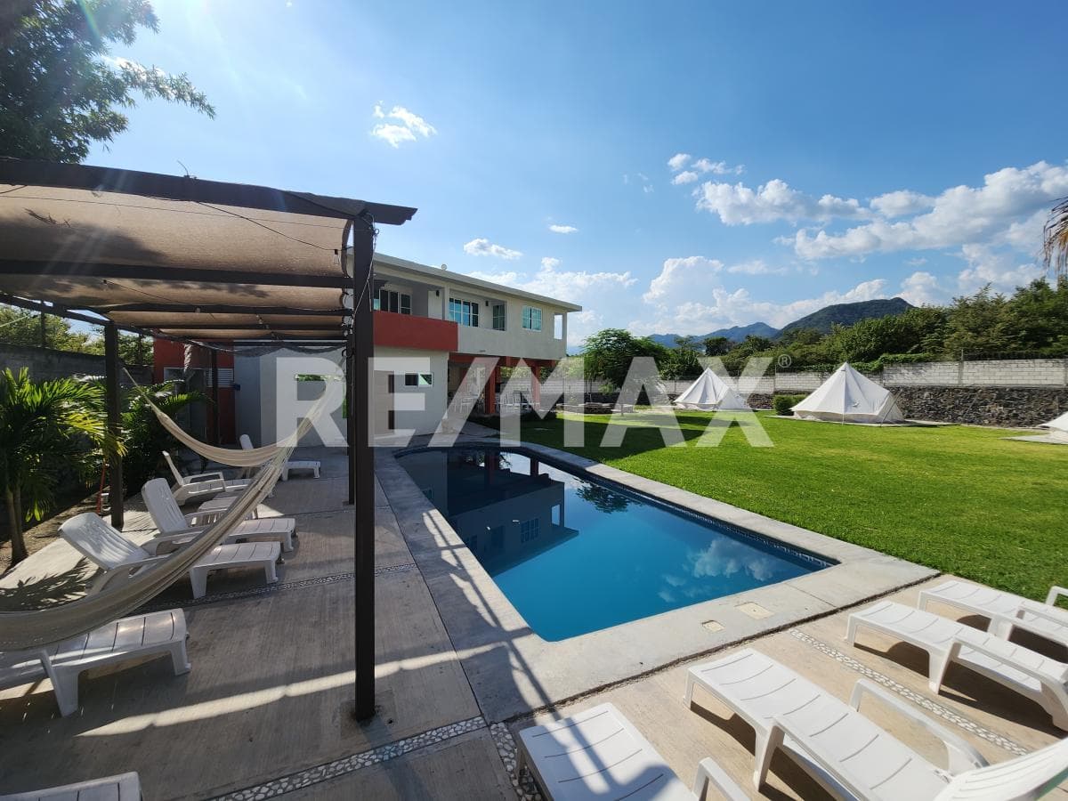 House for Sale in Morelos, Lomas de Cocoyoc