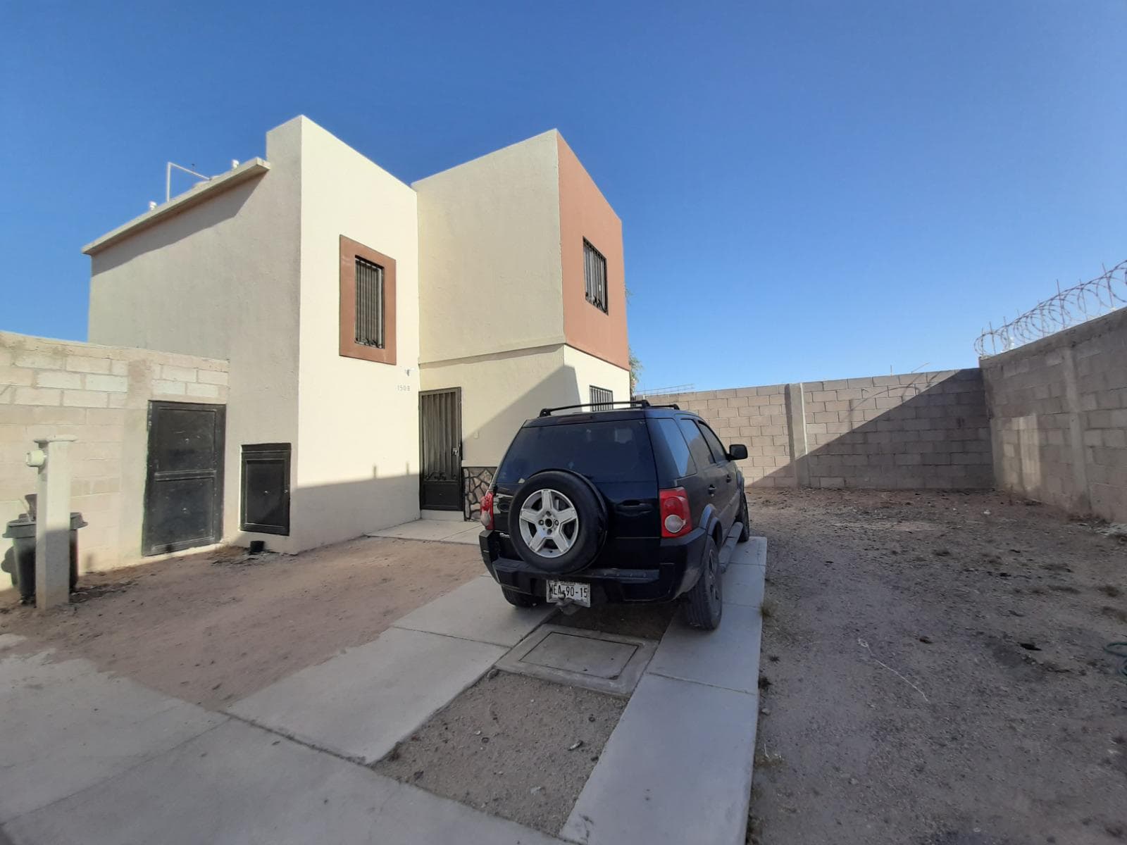 House for sale in the Gala Subdivision, Rubí section, south of the city