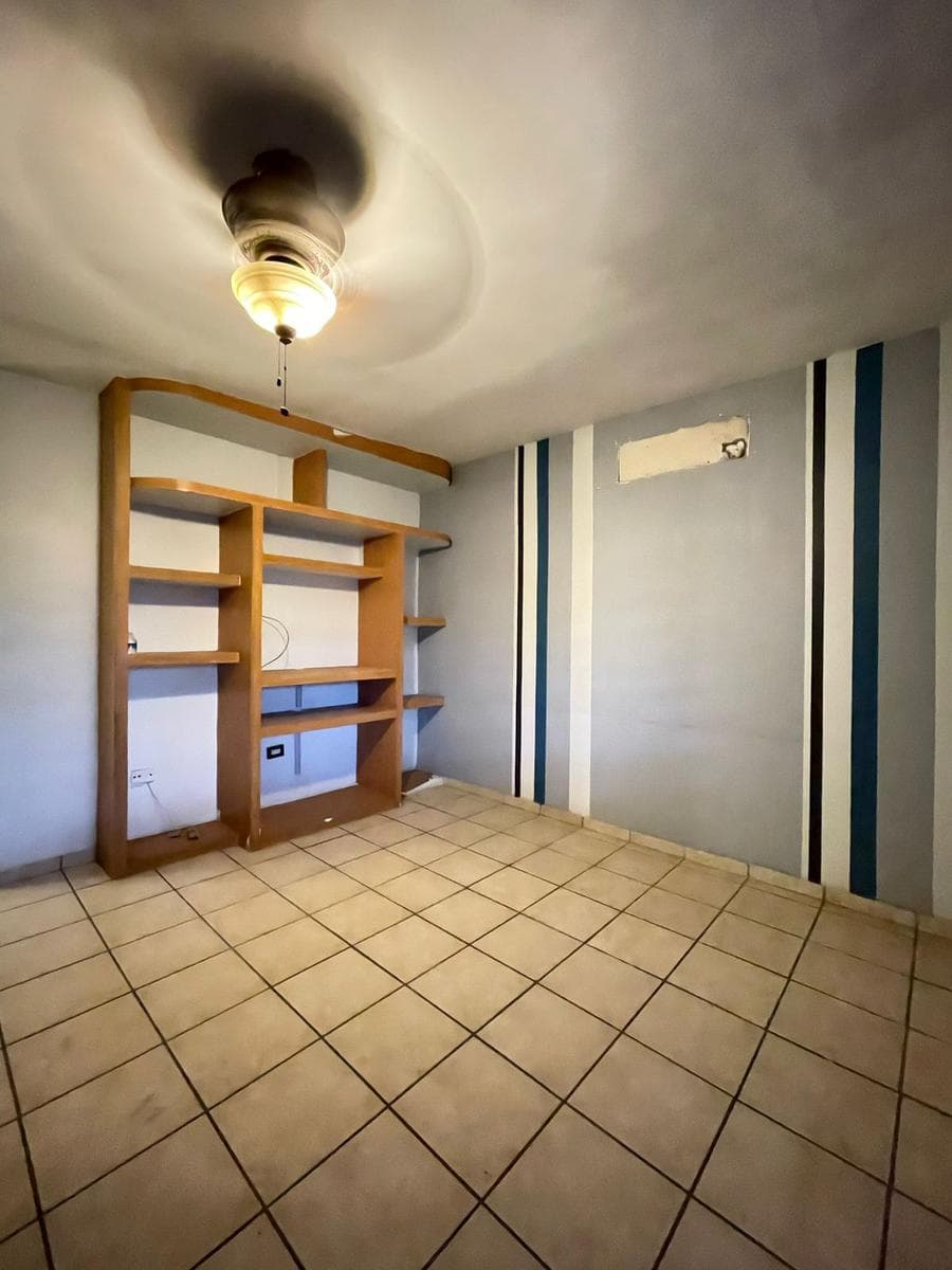 House for Sale in Puerta Real, Section III