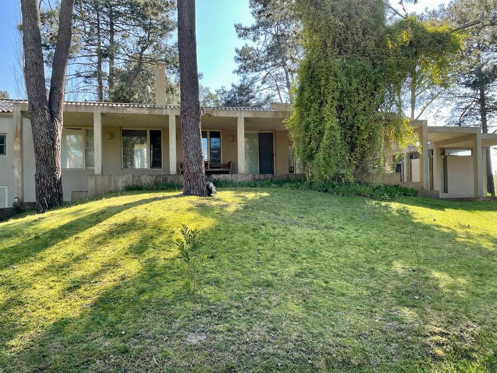 MANANTIALES: HOUSE FOR SALE WITH GARDEN TM 4579410