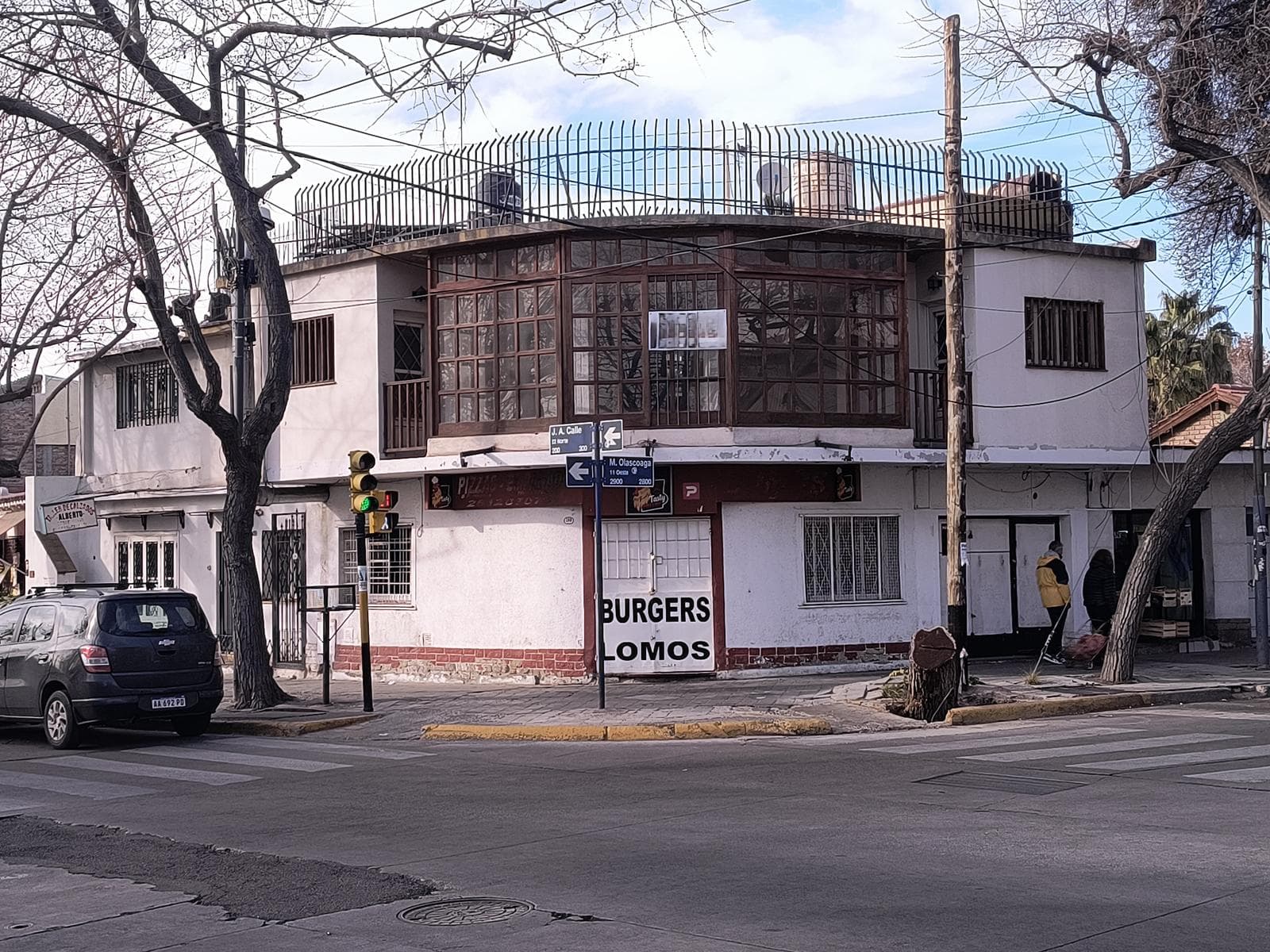 2-bedroom apartment to be renovated