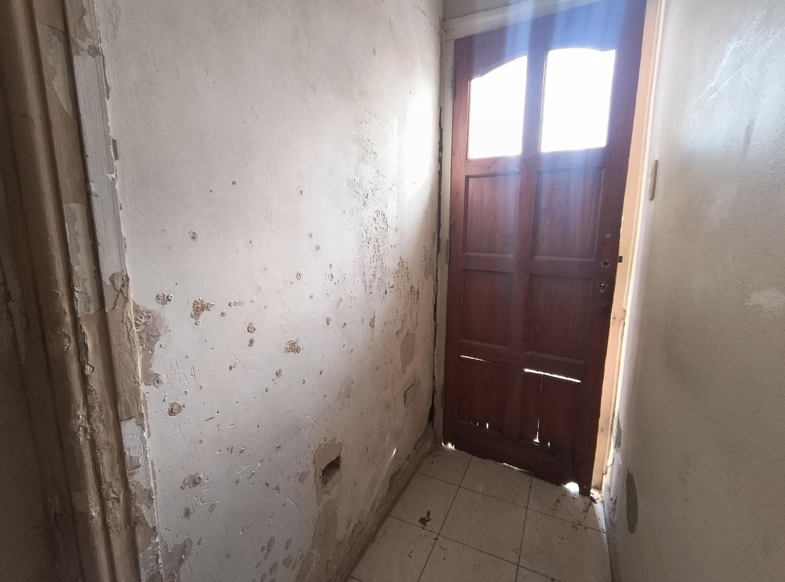 2-bedroom apartment to be renovated