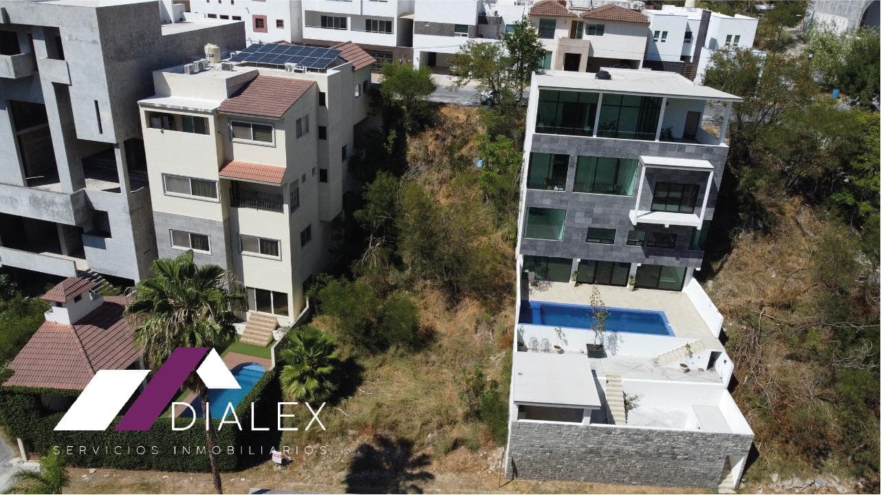 Land for SALE - Col. Contry Las Aguilas, First Sector in MONTERREY, 378 M2