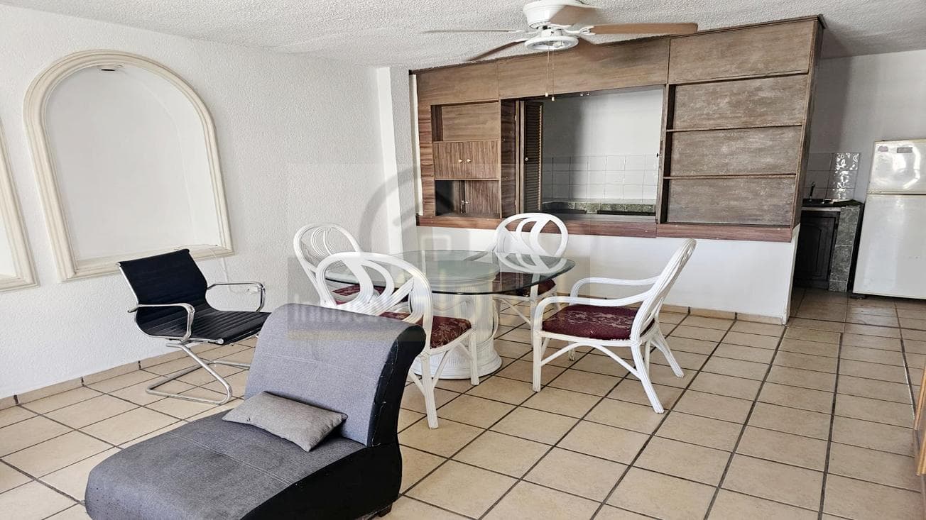SPACIOUS, FURNISHED APARTMENT FOR RENT, 3 BLOCKS FROM TEC MONTERREY NL