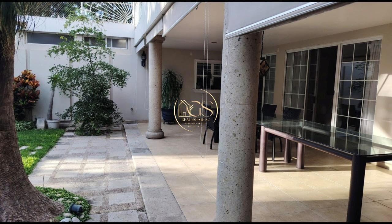 HOUSE FOR SALE IN ALAMEDA CELAYA