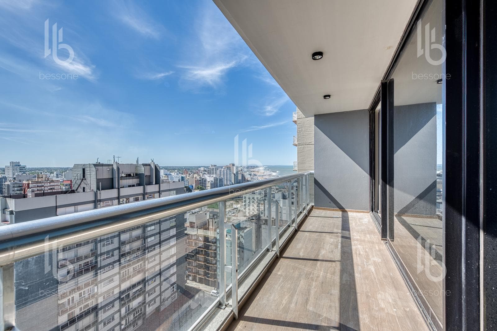 Apartment - La Perla Sur