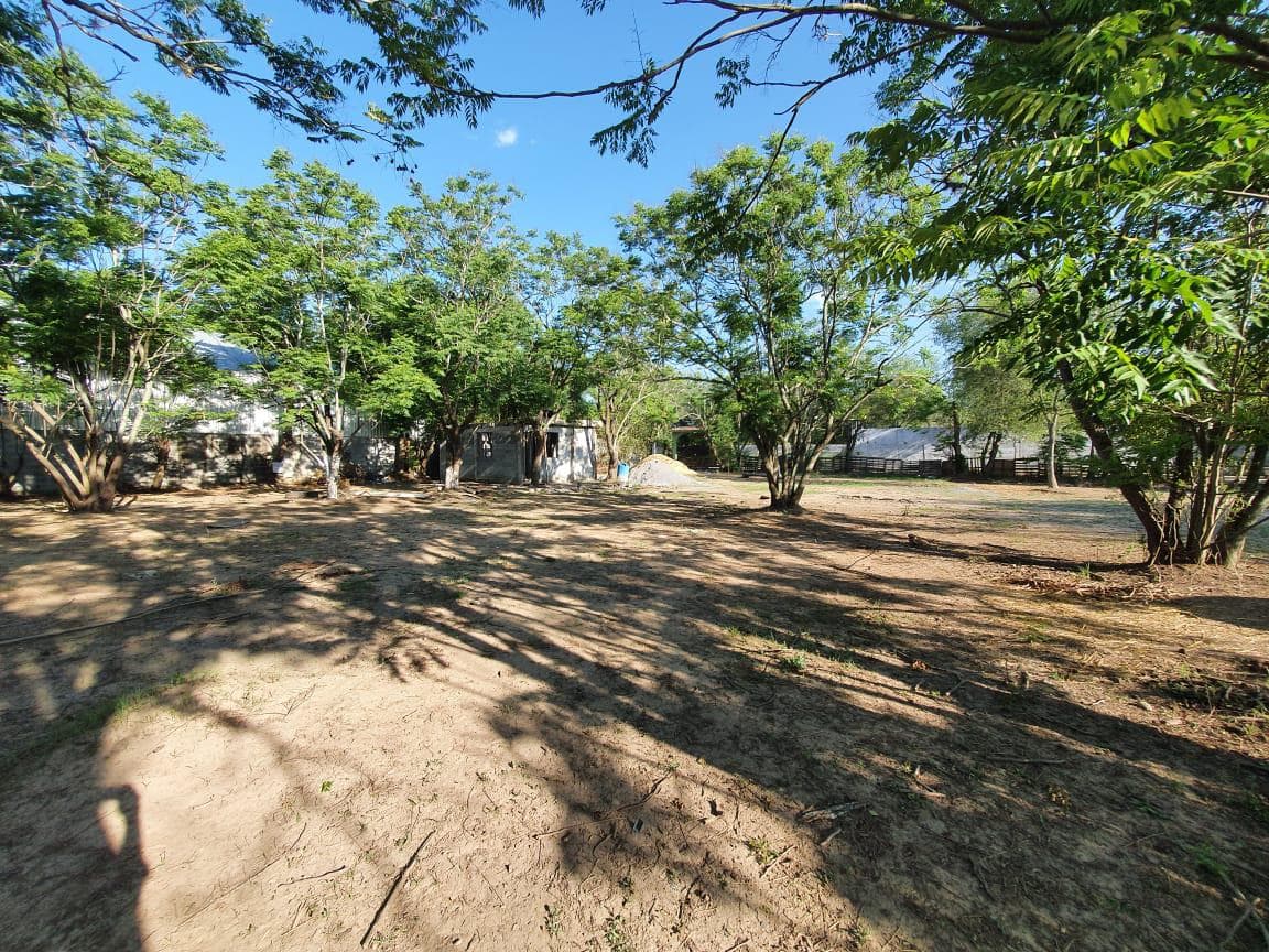 COMMERCIAL LAND FOR RENT ON THE NATIONAL HIGHWAY