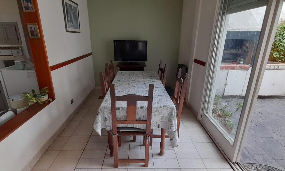 4-bedroom apartment with a garden and terrace + office