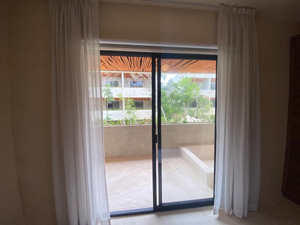 Brand-new, furnished, and fully equipped apartment for rent