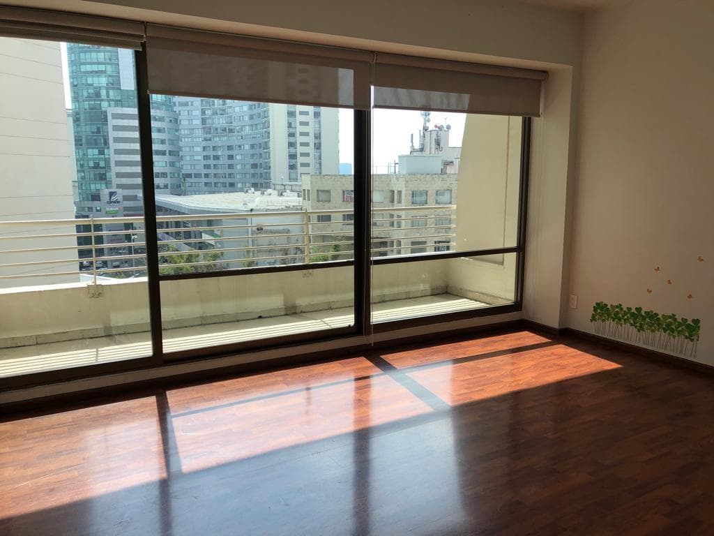 Apartment for rent: 276 m², 3 bedrooms with en suite bathrooms and walk-in closets, Isla de Agua, Interlomas