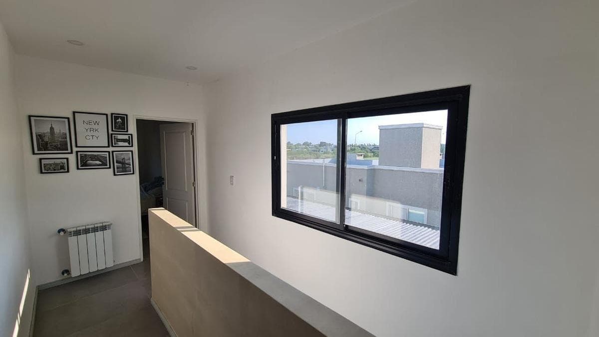4-Bedroom House for Sale with Pool in San Eduardo - Pilar