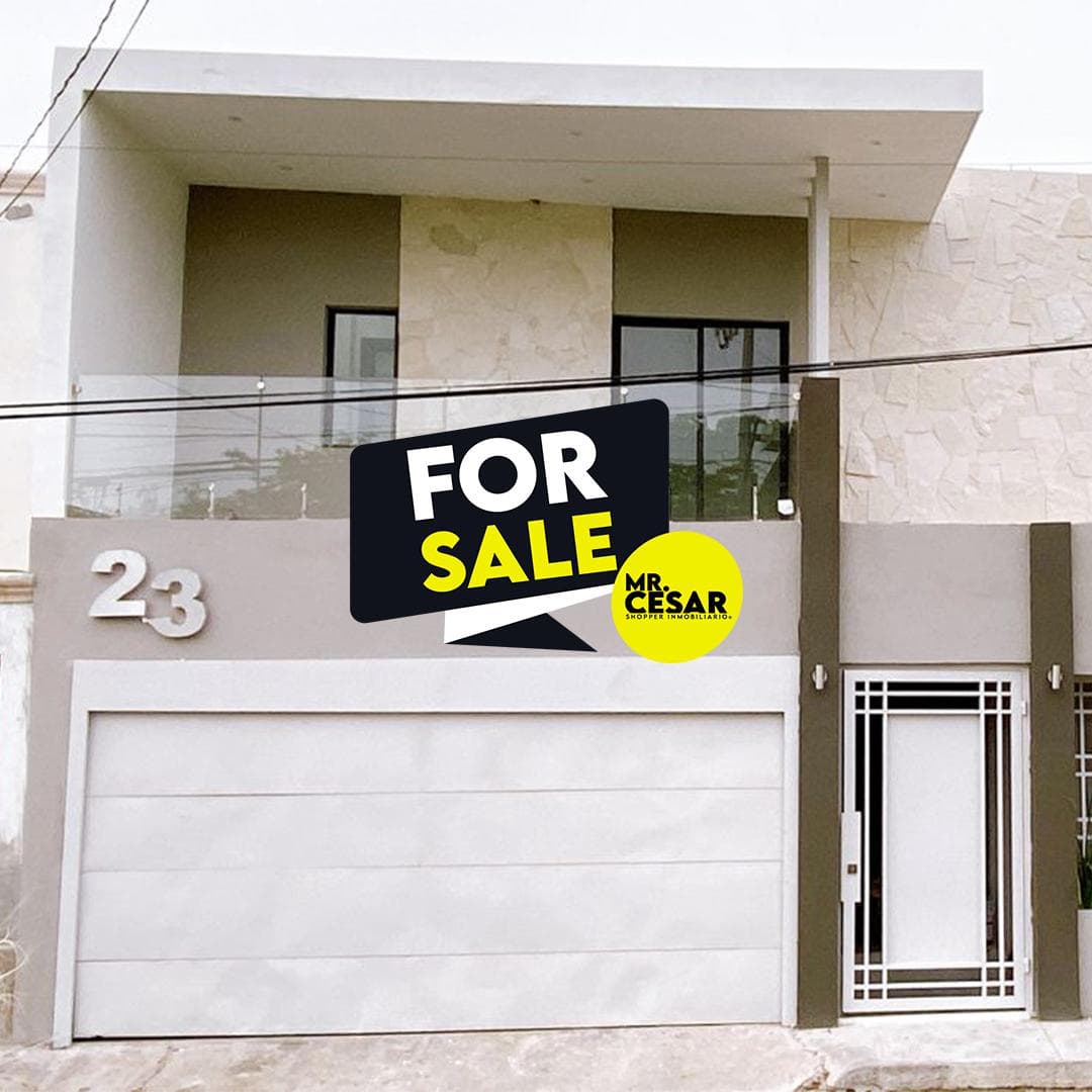 House for sale in the northern part of Colinas, one block from San José Hospital.