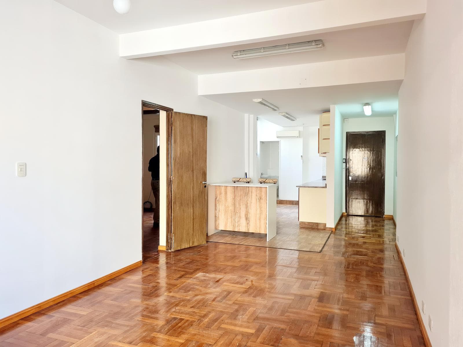 Departamento de 3 Ambientes en Venta - Balcón - Tribunales