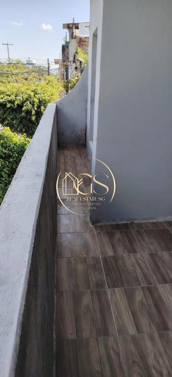 HOUSE FOR SALE IN THE TECNOLOGICO CELAYA RESIDENTIAL COMPLEX