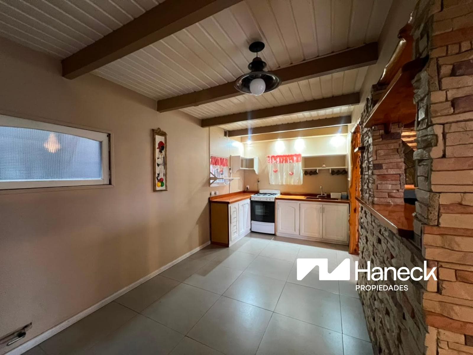 2-Bedroom House/Cabin for Rent, Downtown Bariloche