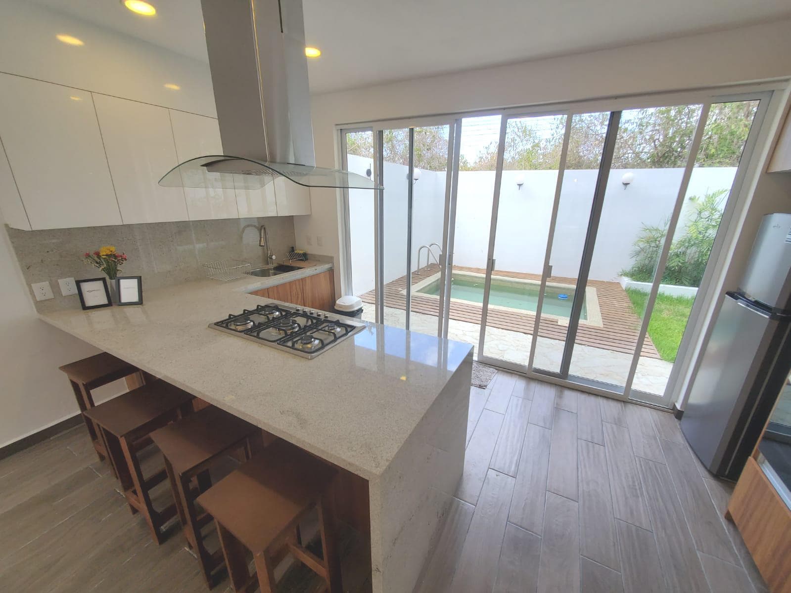 CASA EN VENTA 4REC 4.5 BAÑOS EN RIVIERA MAYA PUERTO MORELOS CON ALBERCA PRIVADA