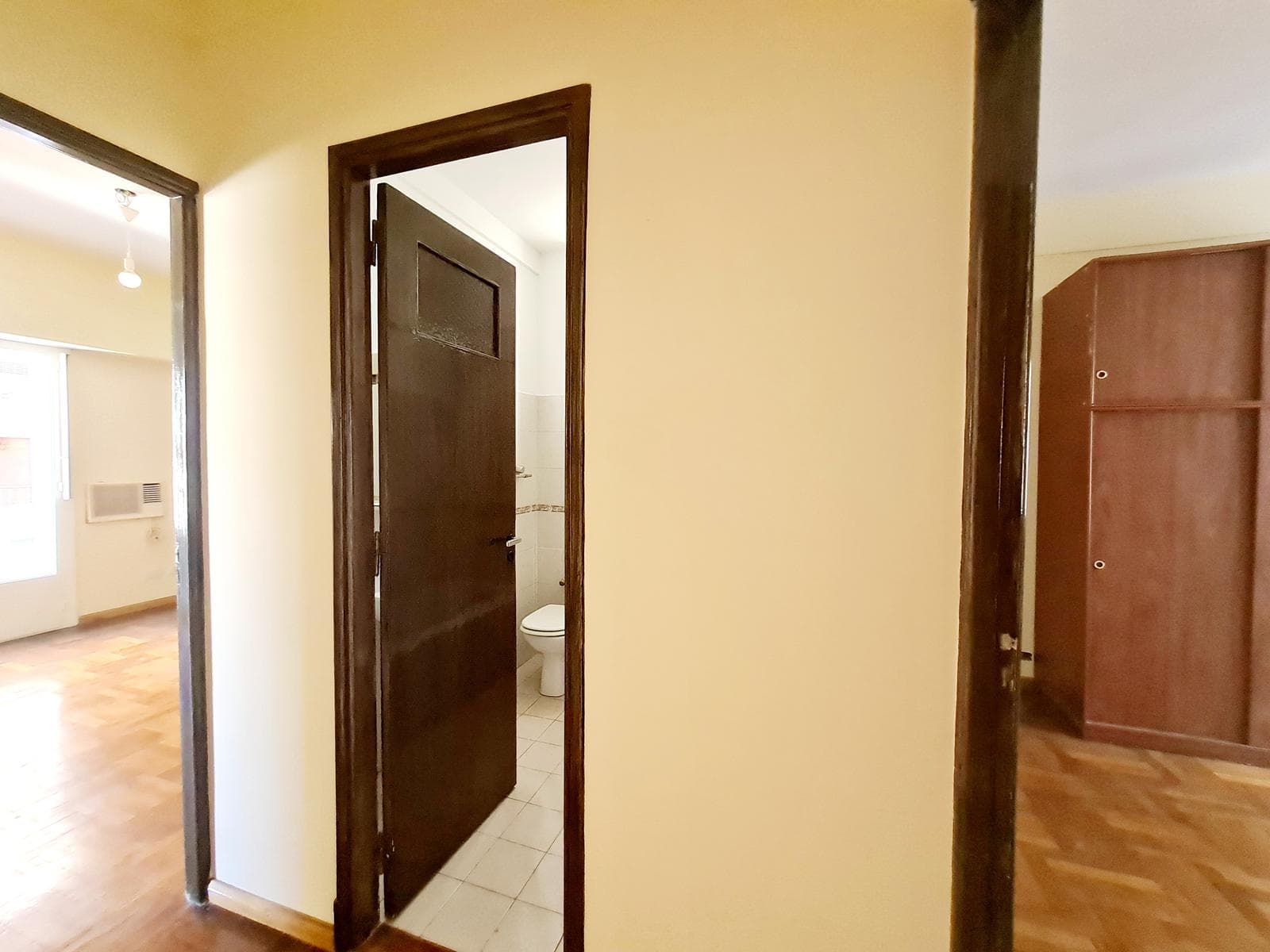 Departamento de 3 Ambientes en Venta - Balcón - Tribunales
