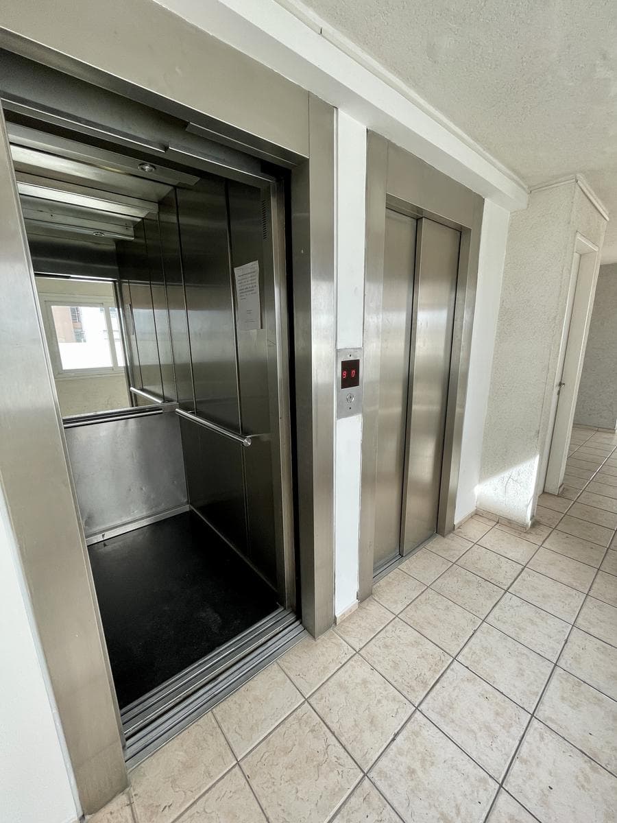 For Rent / For Sale: 3-Bedroom Apartment with Garage in the General Paz Neighborhood, Córdoba