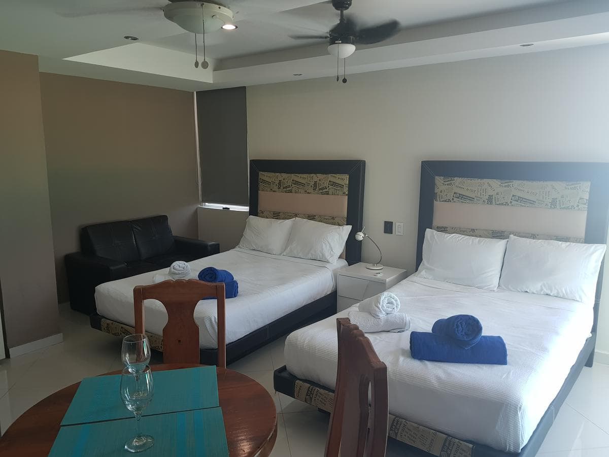 Suit in Cancun, Oleo Condominium, For Sale