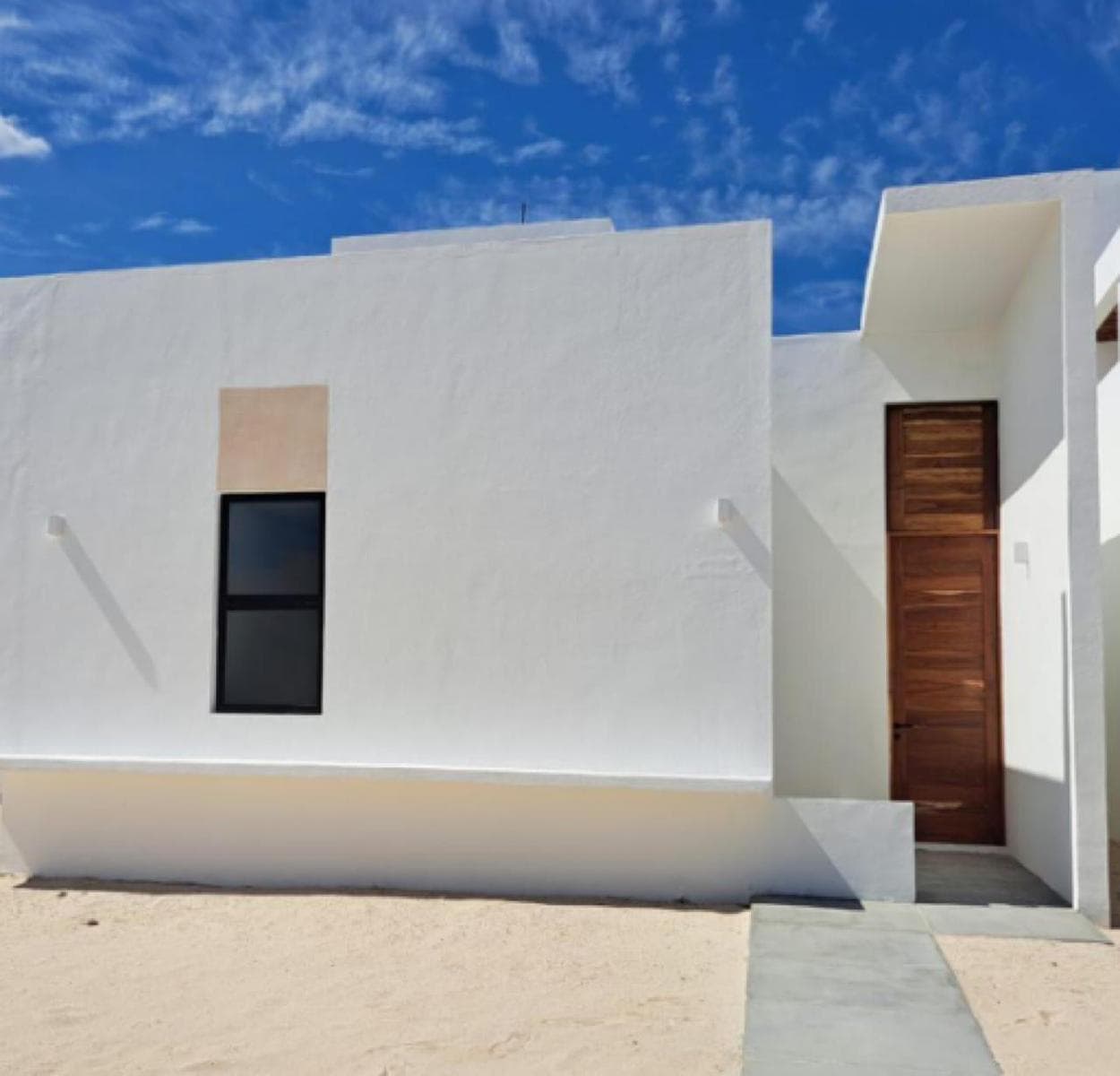 House for Sale in Xcanatún, Mérida, Yucatán