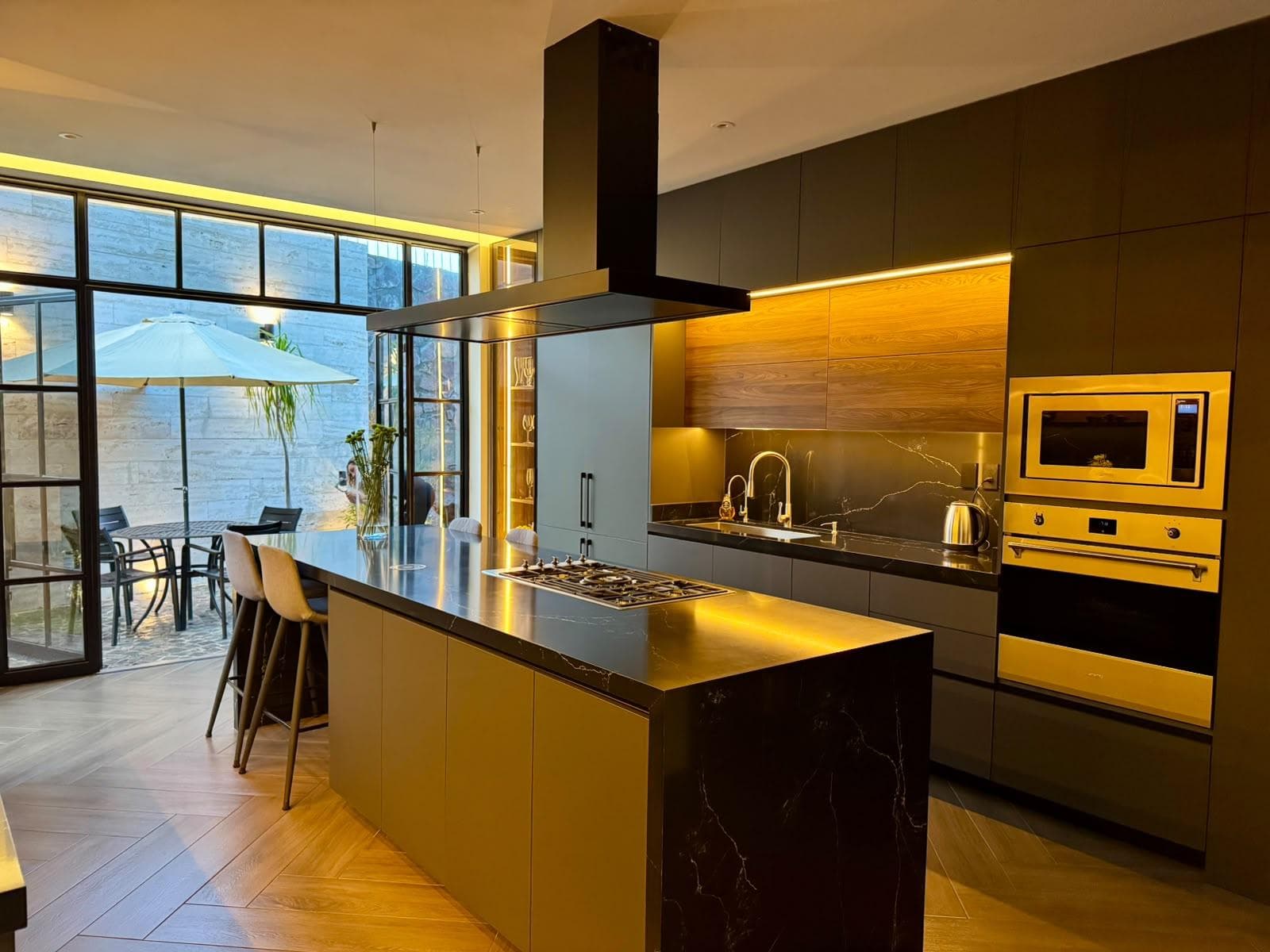House in the Molino Condominium XI with 3 Bedrooms and Luxury Finishes