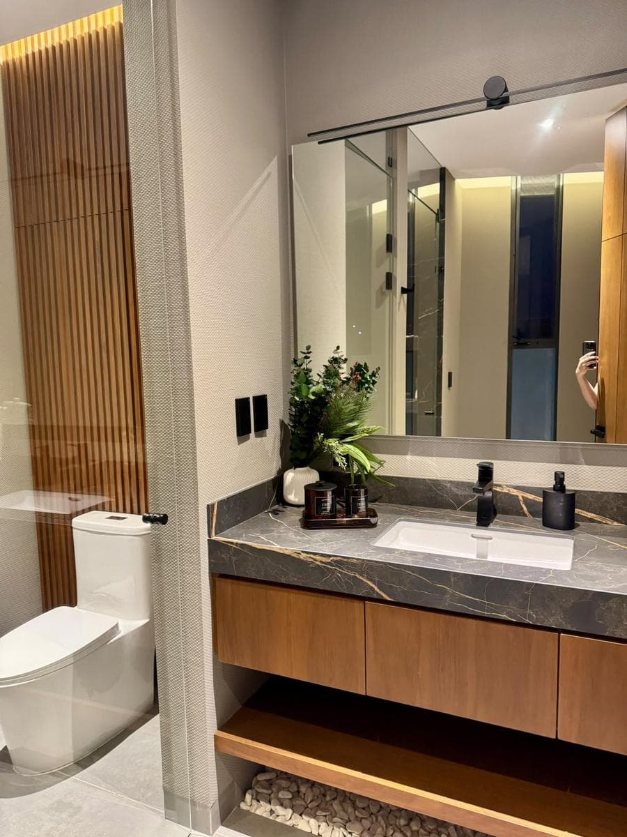 House in the Molino Condominium XI with 3 Bedrooms and Luxury Finishes