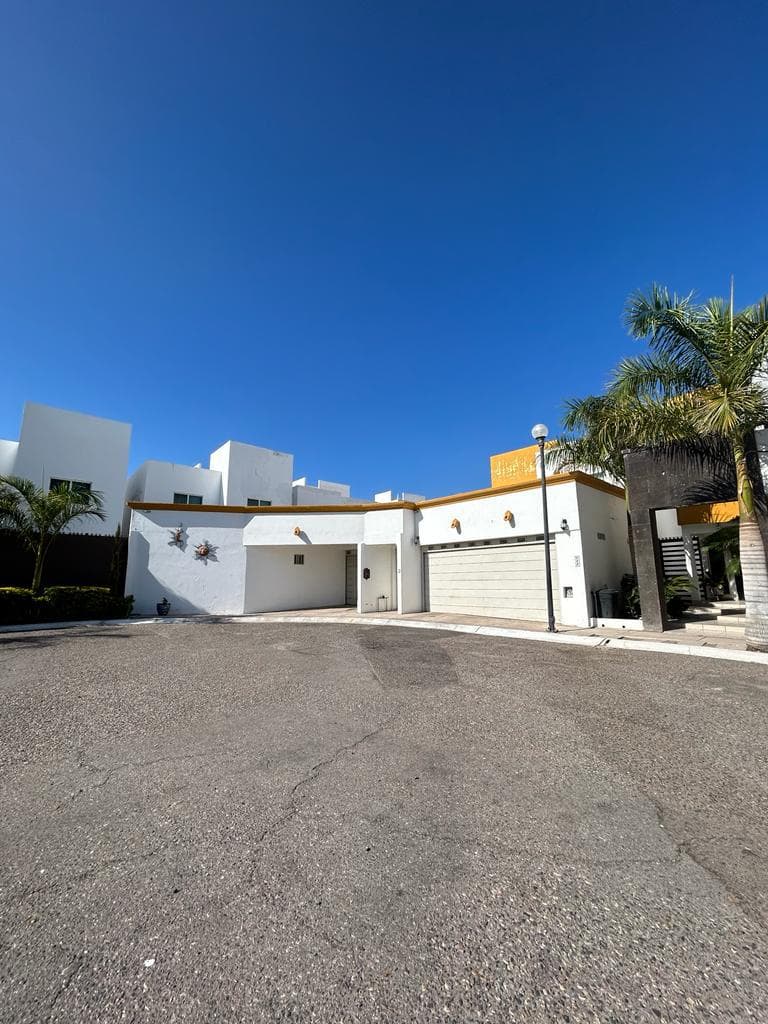 House for sale in Banus Residencial, Hermosillo, Sonora.