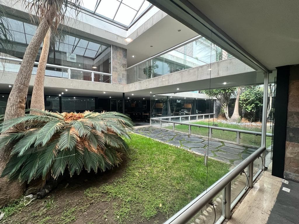 House for Sale in Lomas de Chapultepec